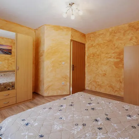 Stunning In Labin With Outdoor Swimming Pool * Veligolji